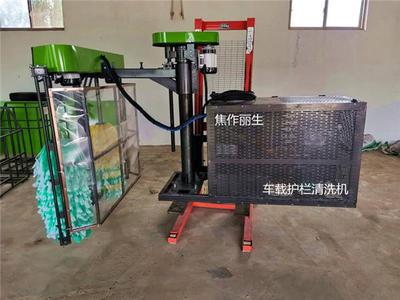 车载护栏清洗机7